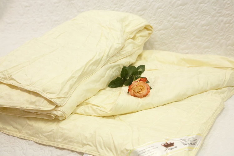 Купить шелковое одеяло в Перми